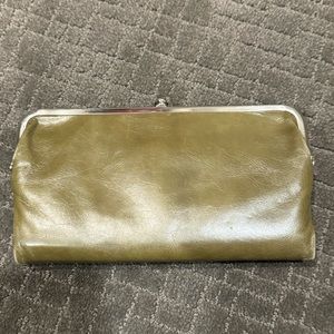 Green Hobo Wallet, gently used.